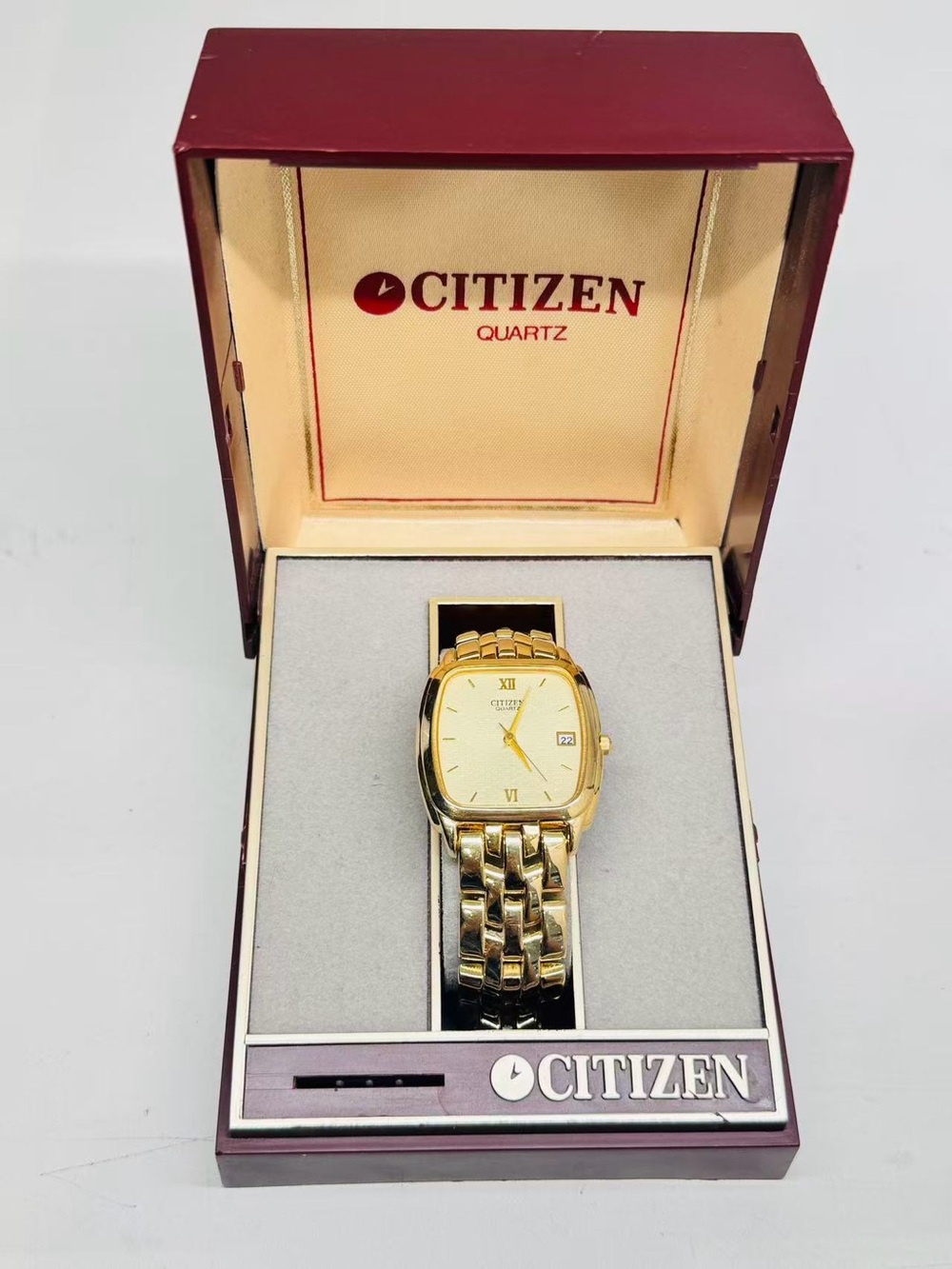 Vintage Citizen Quartz Gold Tone Date Dress Men Watch Runs New Battery With Box